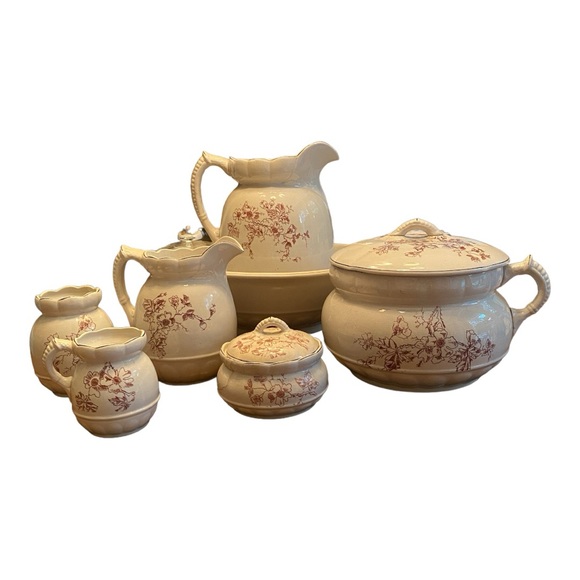 9 piece set antique pitcher, wash basin, chamber pot etc 🥳 - Picture 9 of 10